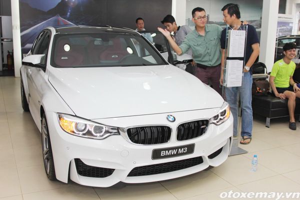 Sedan thể thao hàng độc của BMW vừa xuất hiện tại Sài Gòn