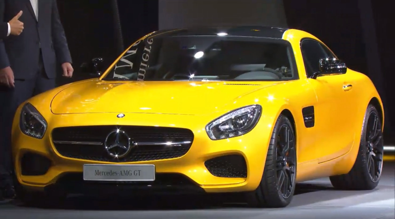 Mercedes-AMG GT 2015 chính thức lộ diện