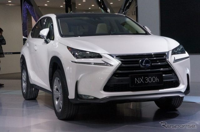 Toyota cẩn trọng hoãn sản xuất Lexus tại Trung Quốc