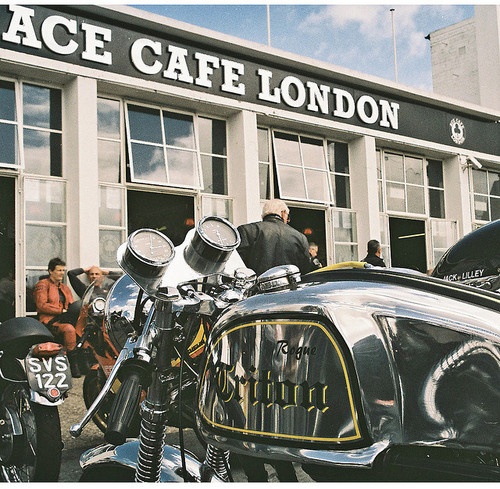 Café Racer: văn hóa và lối sống.