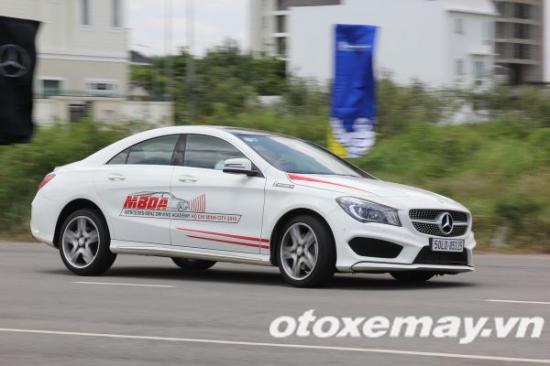 Mercedes-Benz khóa học lái xe 12