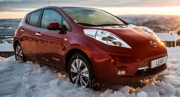 Gần 50.000 xe Nissan Leaf bị triệu hồi do lỗi phanh