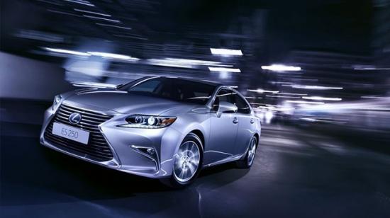 Xe Lexus ES 2015 1