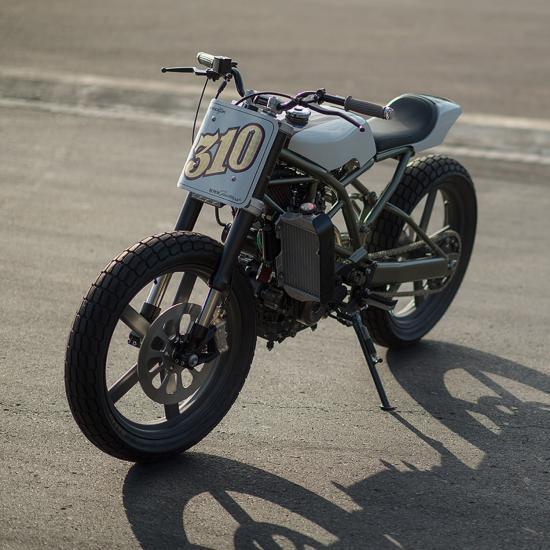 Xe độ Flat Tracker G 310 R 5