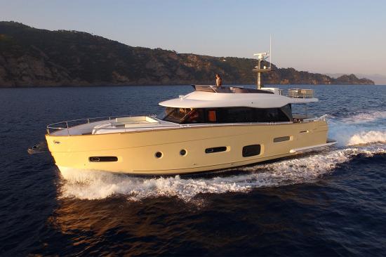 Du thuyền Azimut Magellano 66 