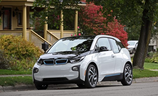 BMW i3 bị ngừng bán vì vấn đề an toàn