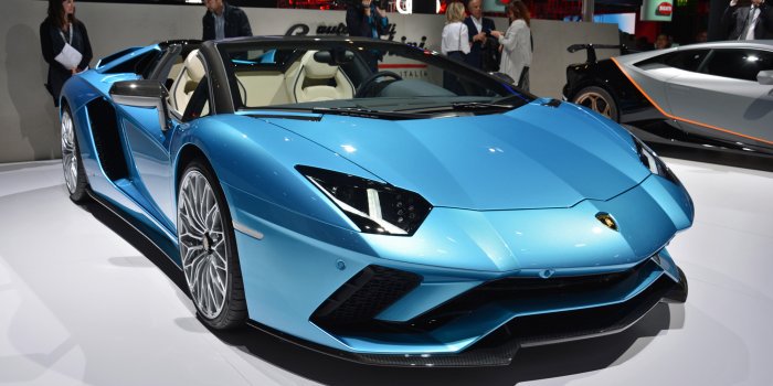 Hàng nghìn siêu xe Lamborghini bị triệu hồi vì lỗi hộp số