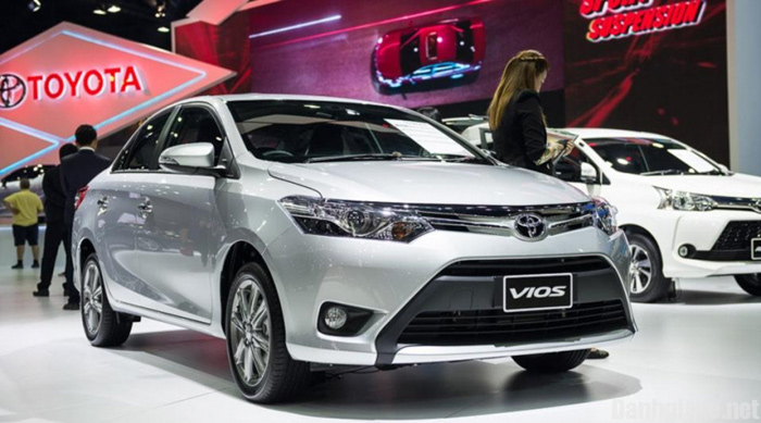 Vios giật “ngôi vương”, Fortuner trở lại top 10 xe bán chạy