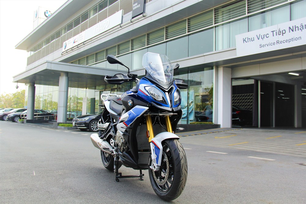 BMW S1000 XR Sport S.E 2019 giá 579 triệu đồng tại VN được trang bị những gì ?