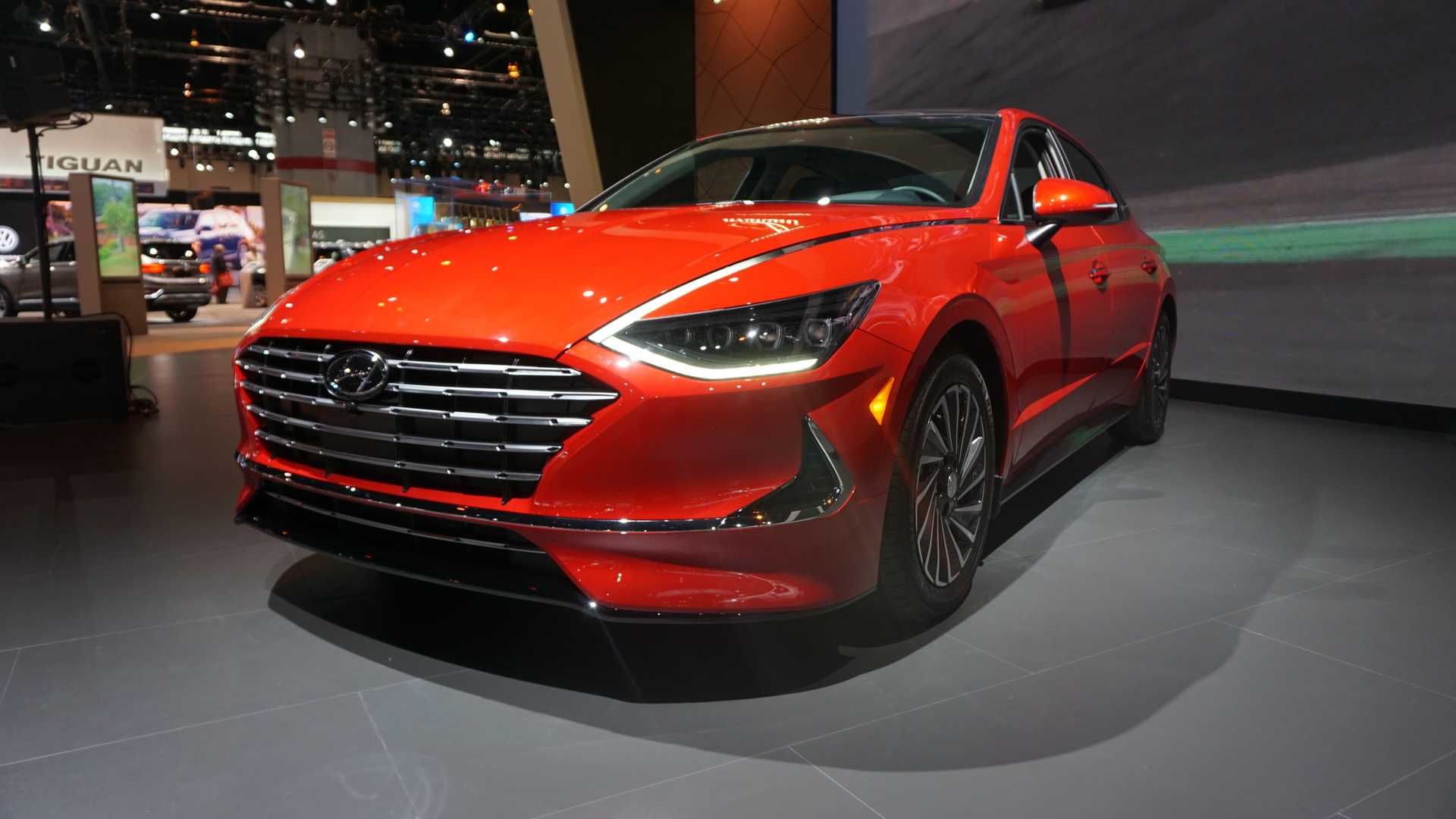 Hyundai Sonata Hybrid 2020: Tiết kiệm hơn cả Honda Accord và Toyota Camry bản hybrid