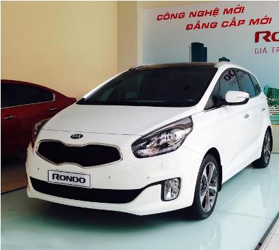 Xe gia đình Kia Rondo giá mới hấp dẫn