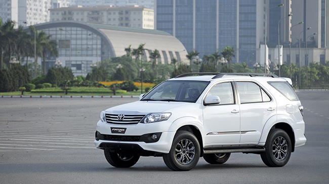 Toyota Fortuner bản nâng cấp sắp ra mắt thị trường Việt