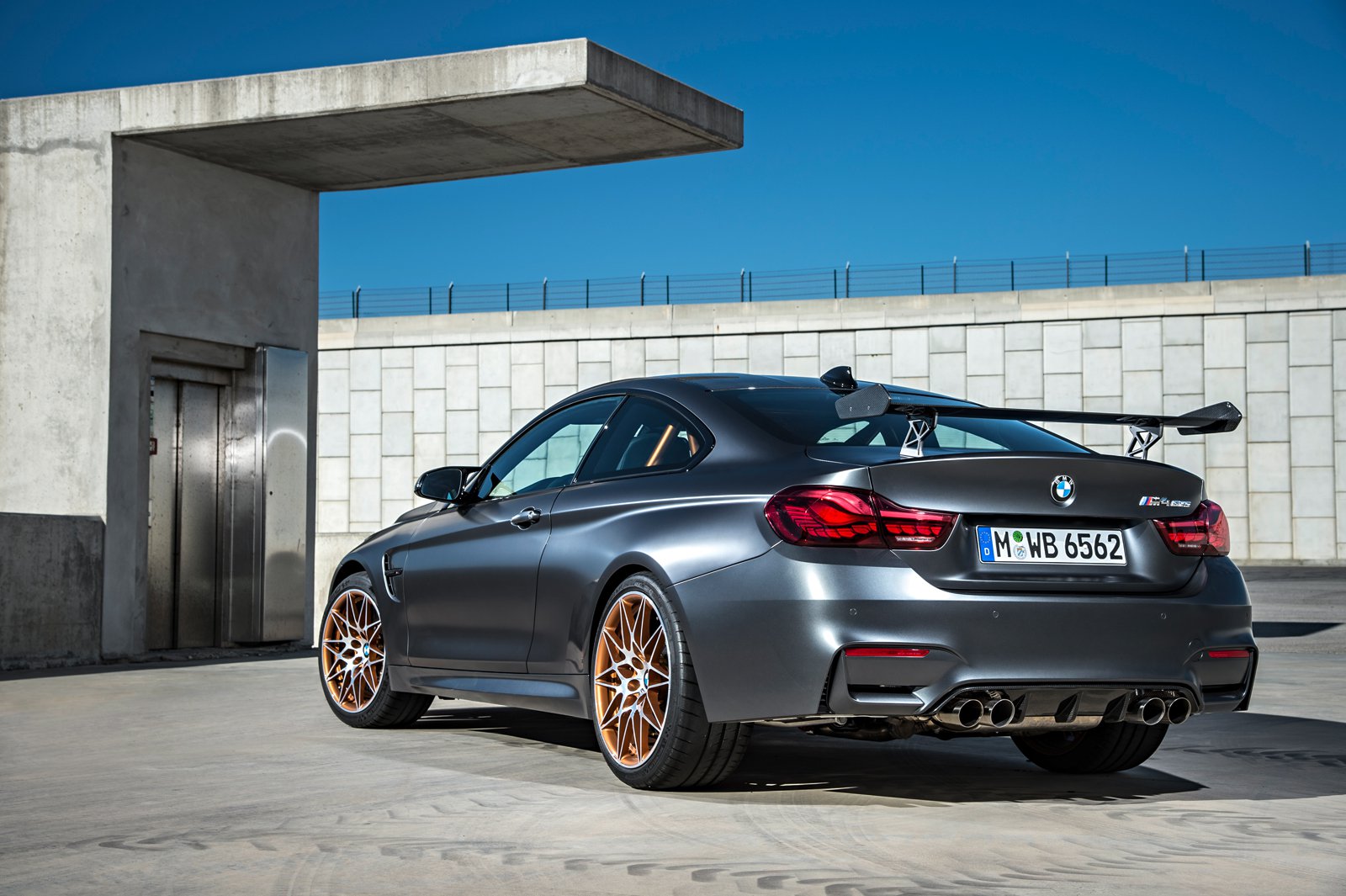 BMW M4 GTS 2016 2