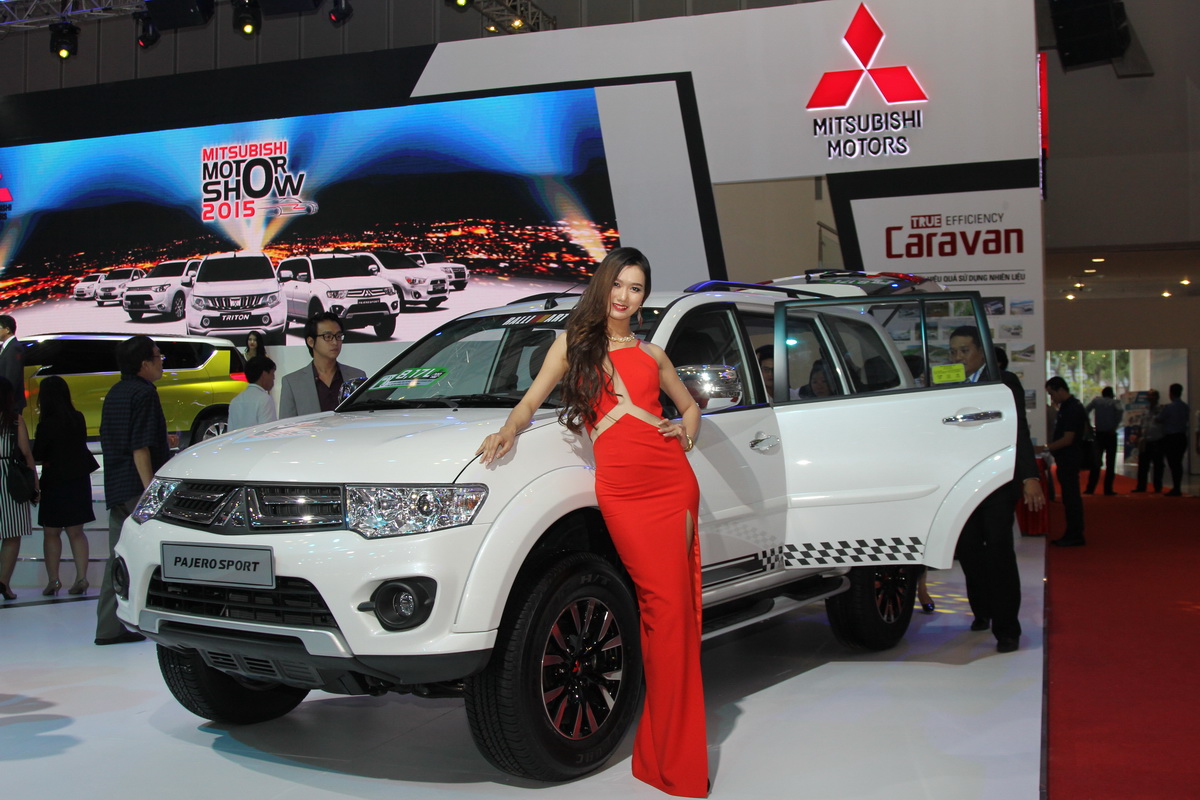 Mitsubishi tại Triển lãm ô tô Việt Nam 2015 anh16