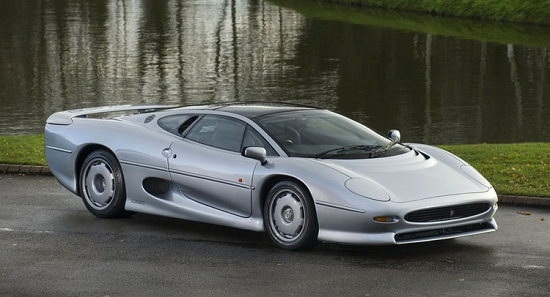 Xe cổ  Jaguar XJ220