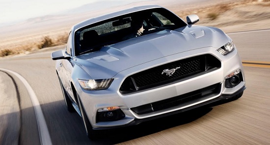 Ford Mustang giành lại ngôi vương xe cơ bắp 2015