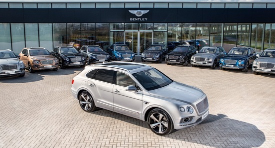 SUV siêu sang Bentley Bentayga đầu tiên đến tay khách hàng