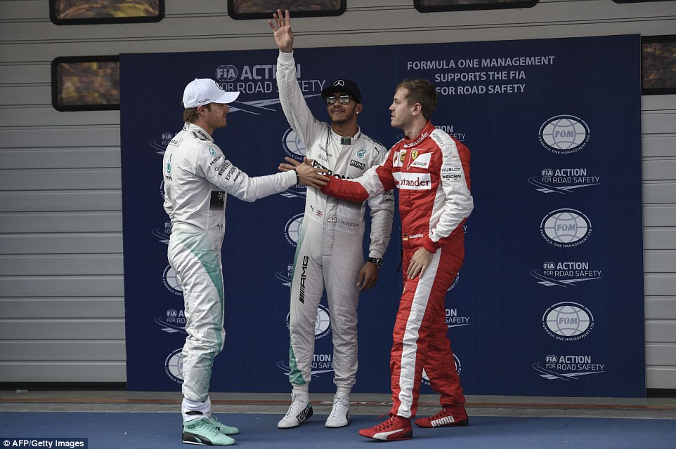 Lewis Hamilton trên đường lập lại trật tự F1 2015