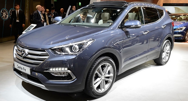 Hyundai SantaFe 2016 được nâng cấp để “thách đấu” CRV và CX-5