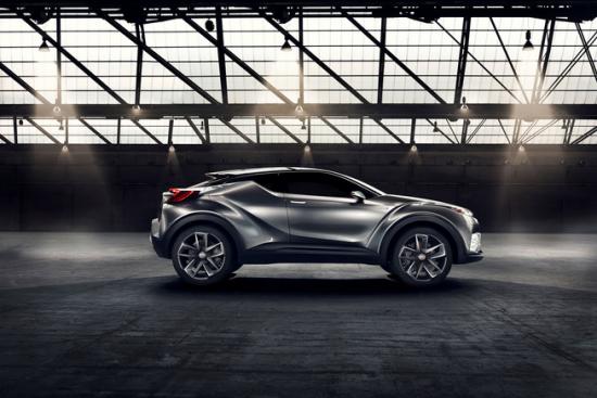 Toyota C-HR bắt đầu xuất hiện A3