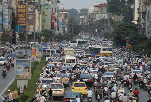 Giới hạn tốc độ chính thức tăng thêm 10 km/h từ hôm nay