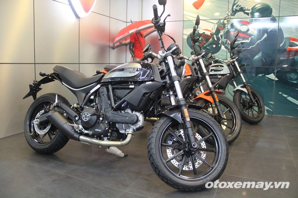 Ducati Scrambler Sixty2 xuất hiện tại Hà Nội, giá 285 triệu