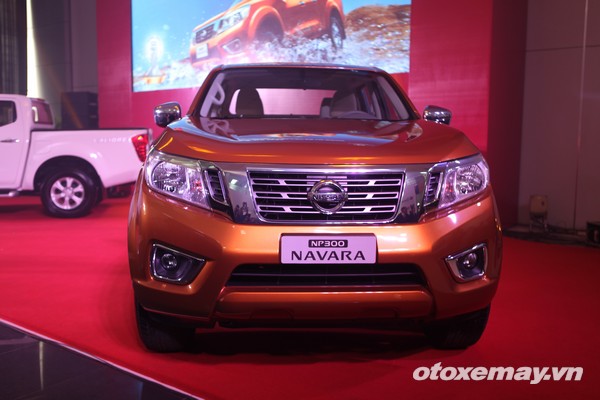 Nissan NP300 Navara bản EL 4