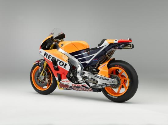 Repsol Honda Team ra mắt mẫu xe đua mới 3