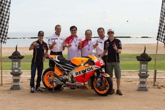 Repsol Honda Team ra mắt mẫu xe đua mới