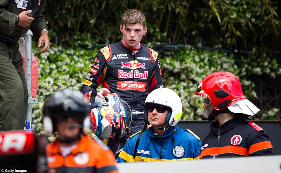 F1 2015: “Lúa non” Max Verstappen gây tai nạn nguy hiểm tại Monaco GP