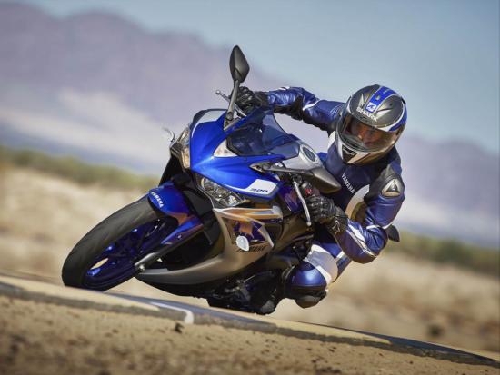 Jorge Lorenzo giới thiệu Yamaha YZF-R3-anh-7