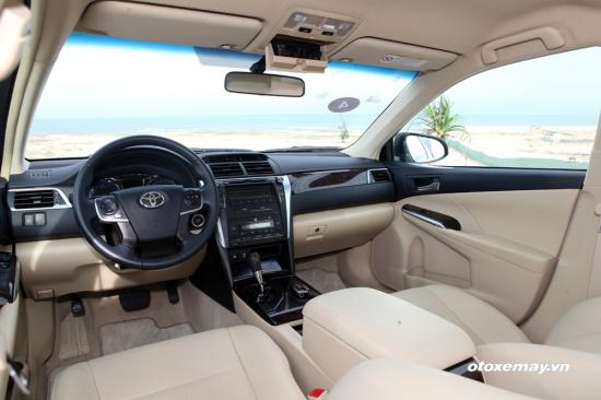 Trải nghiệm Toyota Camry 2015 24