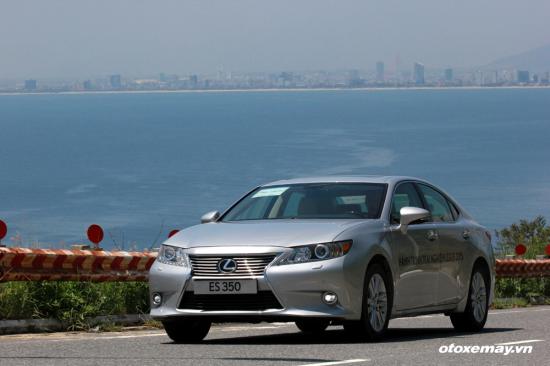 Lexus Caravan 2015_pic1