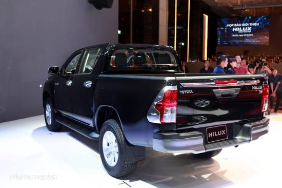 Toyota Hilux hoàn toàn mới_ảnh18