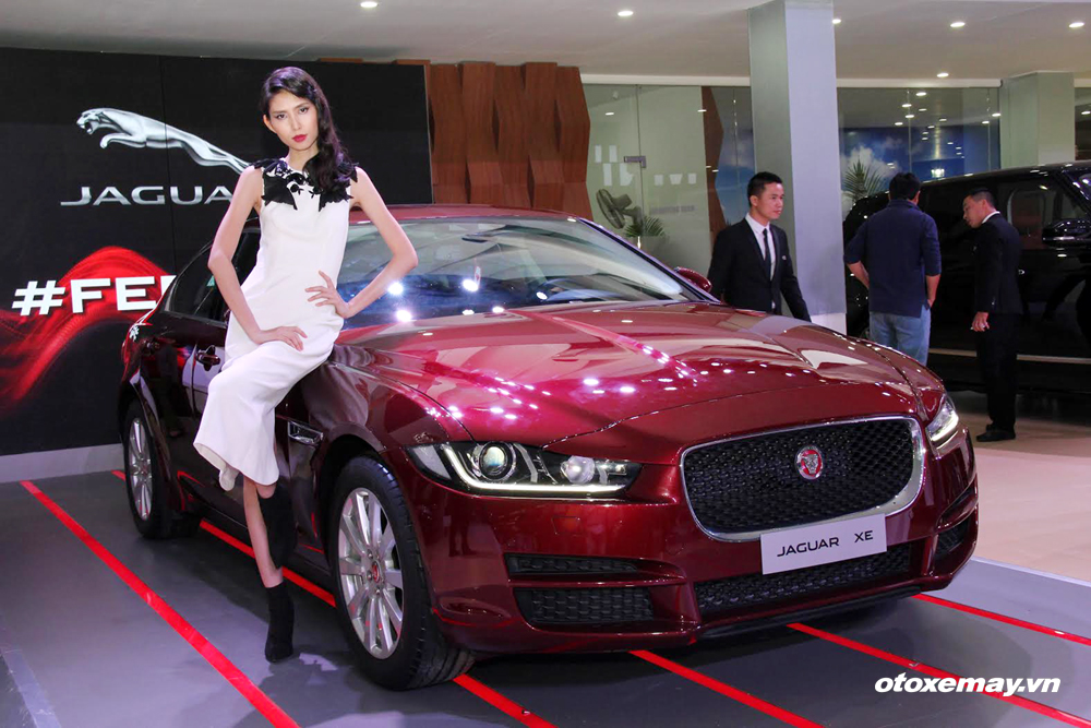 Jaguar XE 2015 làm nóng phân khúc sedan hạng sang Việt Nam