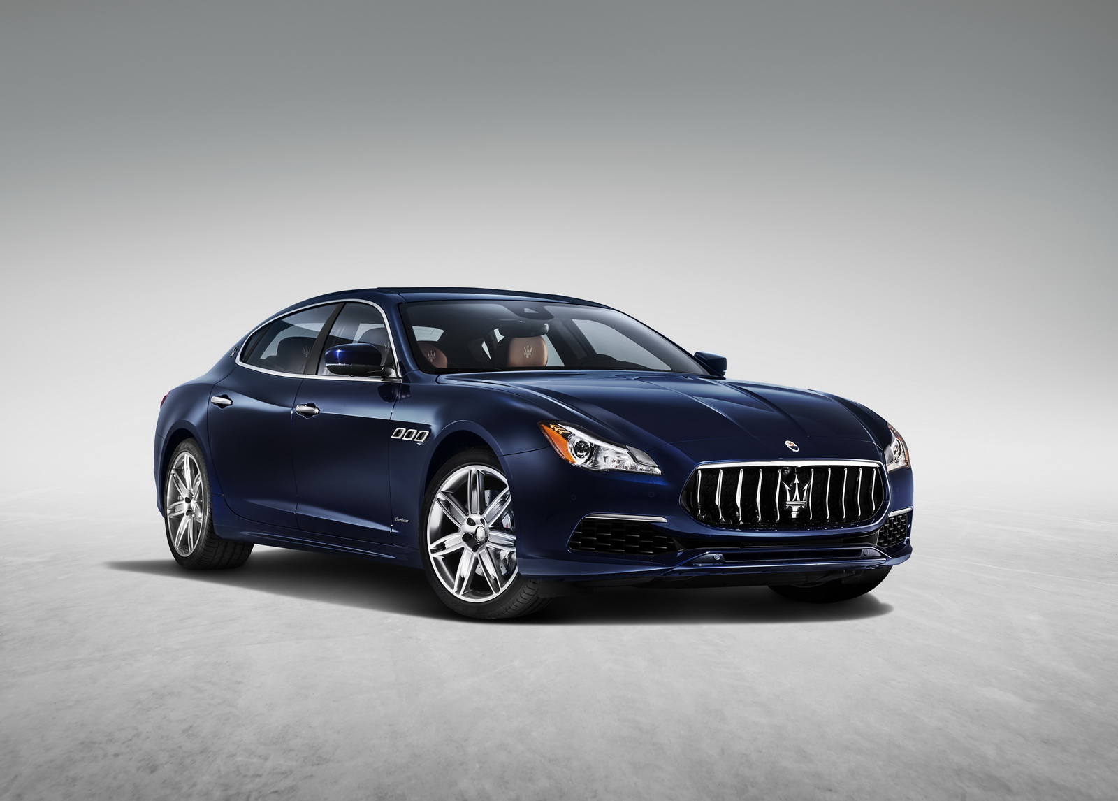 Maserati Quattroporte thế hệ mới được nâng cấp nhẹ