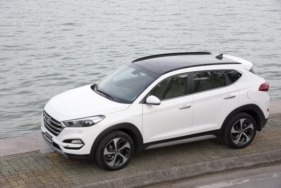 oto-xemay-hyundai-tucson-2017-laprap