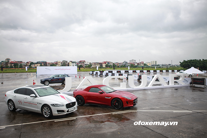 oto-xemay-jaguar-the-art-of-performance