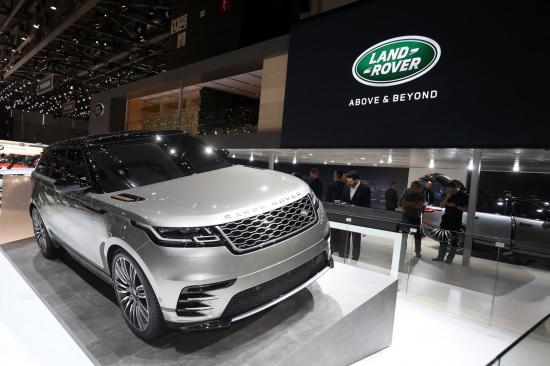 oto-xemay-range-rover-velar