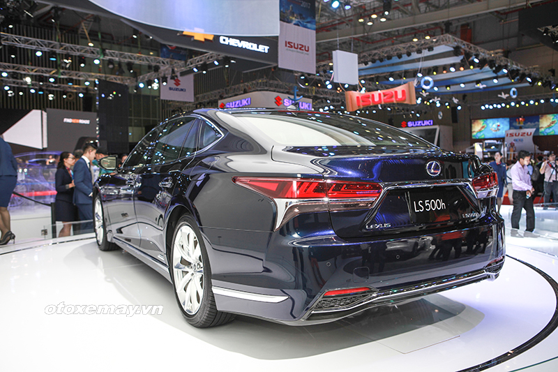 oto-xemay-lexus-ls500h-hybrid