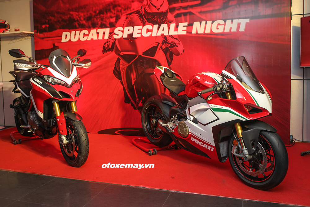 Khách hàng Việt Nam sở hữu Ducati Panigale V4 Speciale và Ducati Multistrada 1260 Pike Peaks đầu tiên tại Châu Á Thái Bình Dương