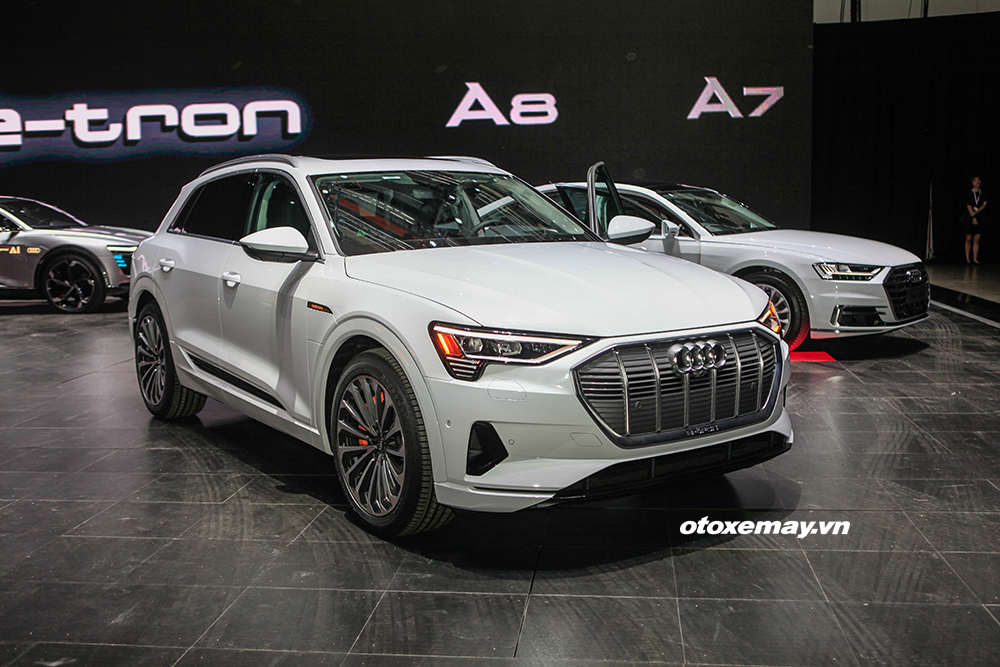 Cận cảnh SUV chạy điện hoàn toàn Audi e-tron