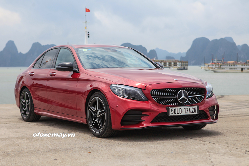 Mercedes-Benz C 300 AMG 2019: Không chỉ là nâng cấp nhỏ giọt