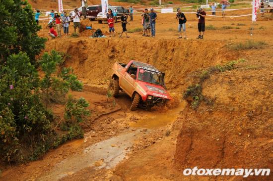 VOC 2015: Những pha offroad “cháy máy” ở ngày thi thứ 2 anh 5