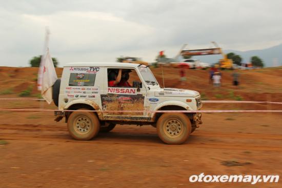 VOC 2015: Những pha offroad “cháy máy” ở ngày thi thứ 2 anh 14