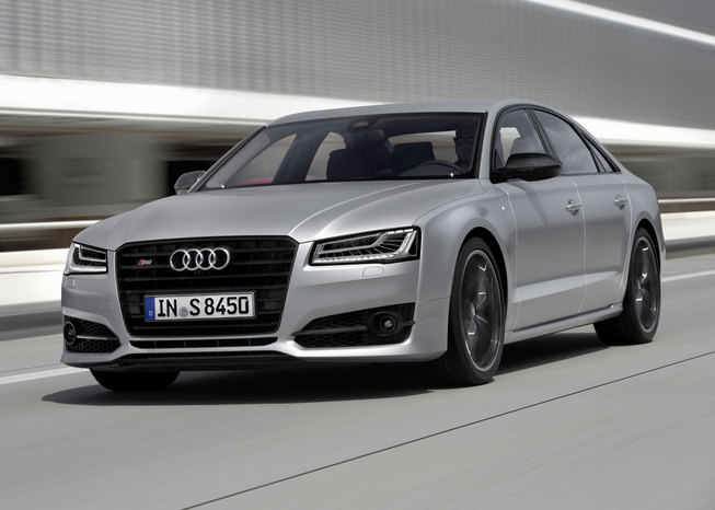 Audi S8 Plus – sedan hạng sang đầy sức mạnh