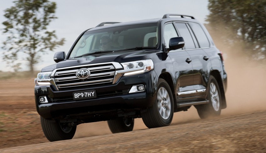 Một vài thông số cơ bản Toyota Land Cruiser 2016