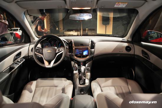 Chevrolet-Cruze-2015-tai-Viet-Nam-a2