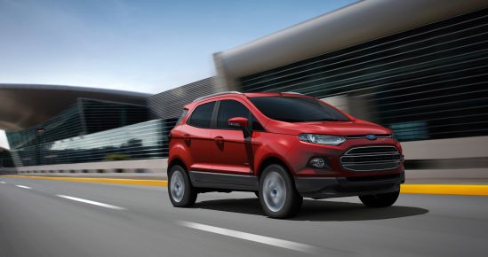 Ford EcoSport "so găng" với Hyundai i20 Active