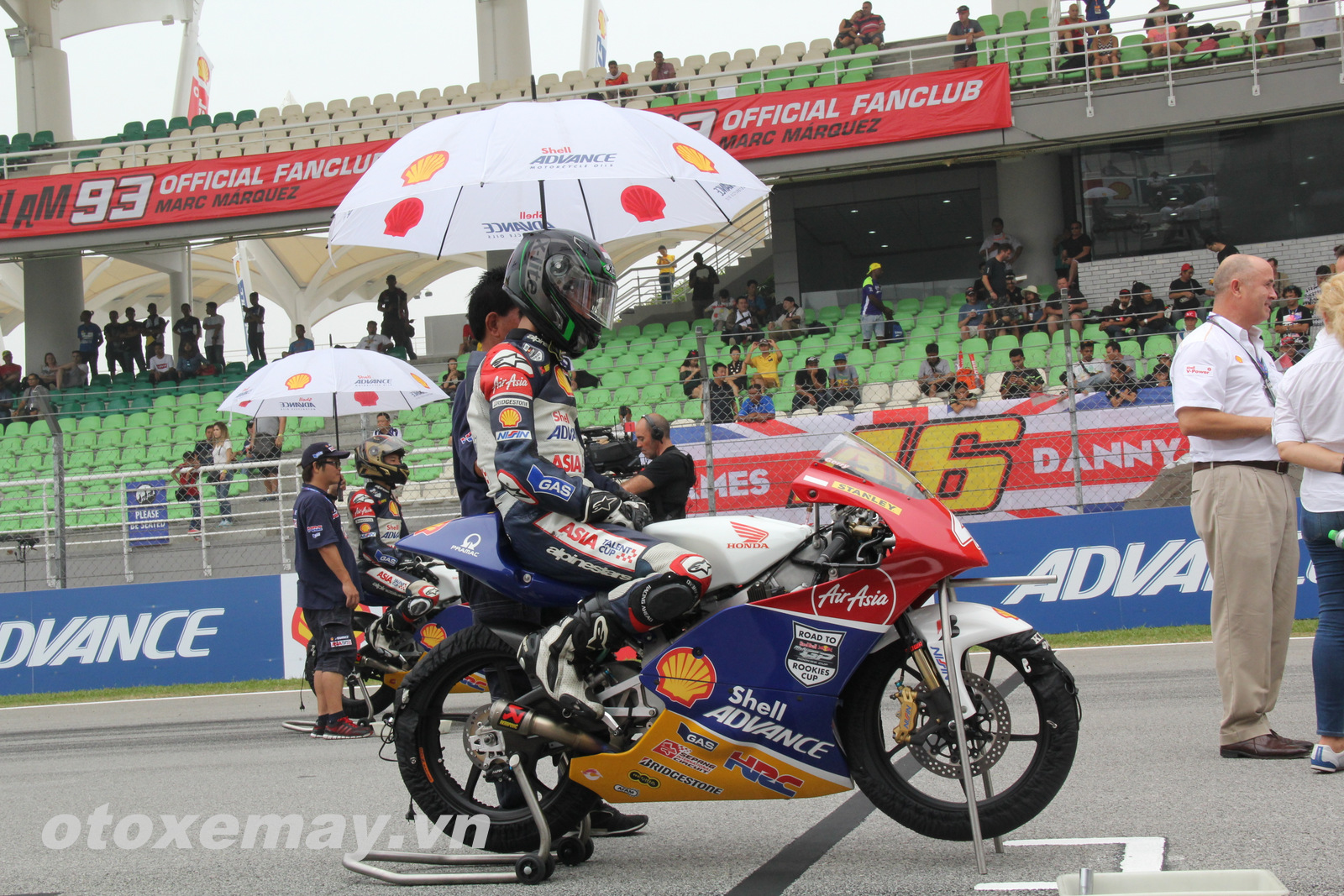 Cận cảnh xe đua Shell Advance Asia Talent Cup